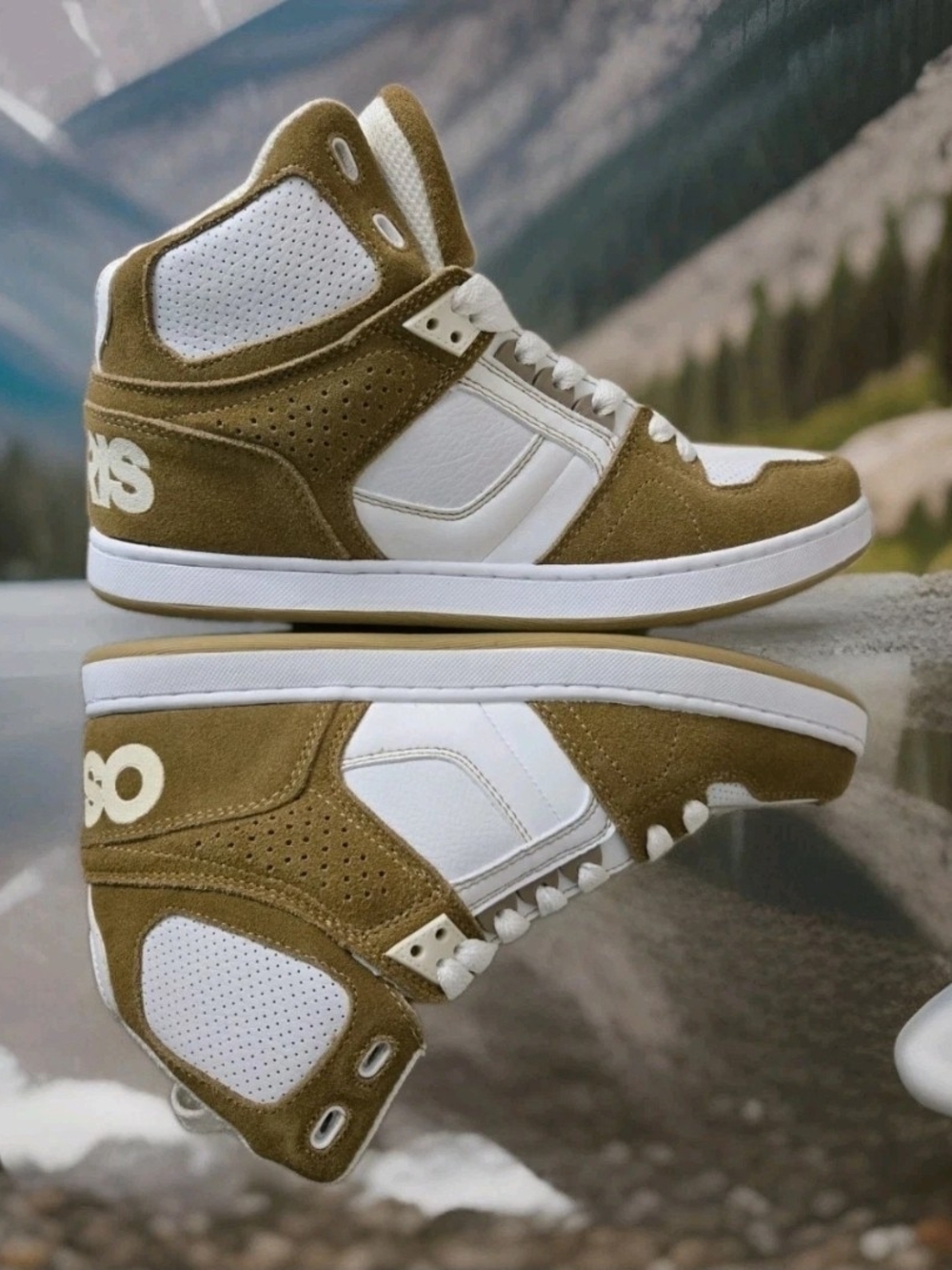 Men's Osiris Nyc 83 CLK Lt. Brown/White Skate Inspired Sneakers Shoes - Size 8